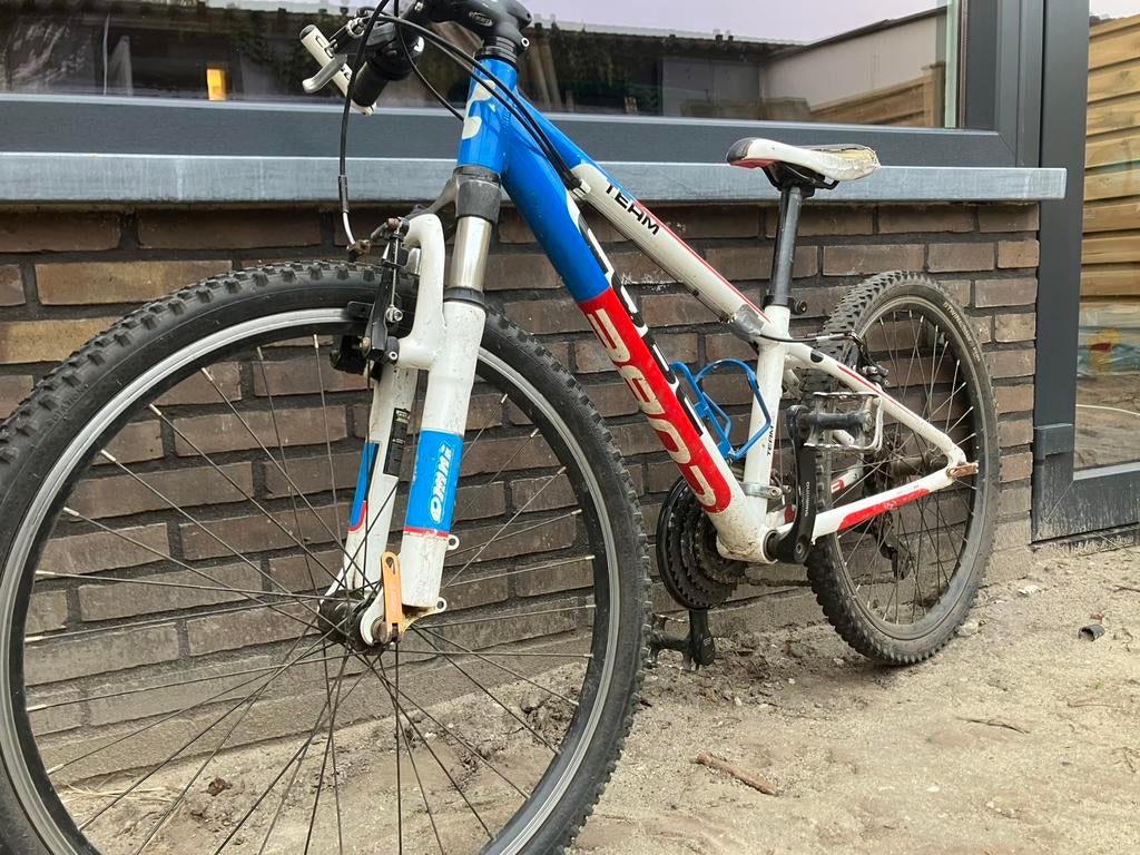 Goed werkende Cube 240 MTB kind 24 inch kind, Fietsen en Brommers, Fietsen | Mountainbikes en ATB, Minder dan 45 cm, Ophalen, Gebruikt