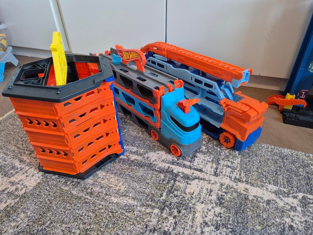 Grote Hot Wheels collectie: Garages, Racebanen, Wasstraat, Kinderen en Baby's, Speelgoed | Overig, Ophalen of Verzenden, Gebruikt