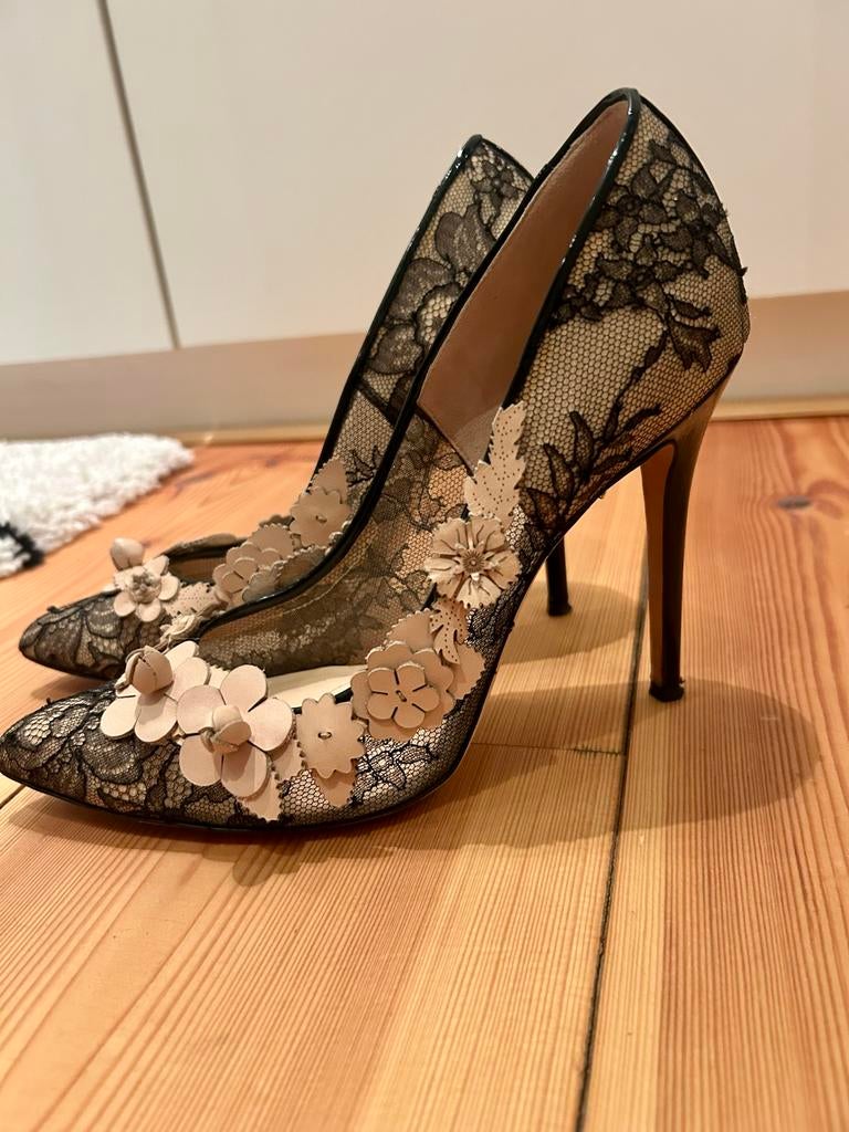 Ballin designer lace up pumps, Kleding | Dames, Zwart, Ophalen of Verzenden, Zo goed als nieuw, Schoenen met hoge hakken