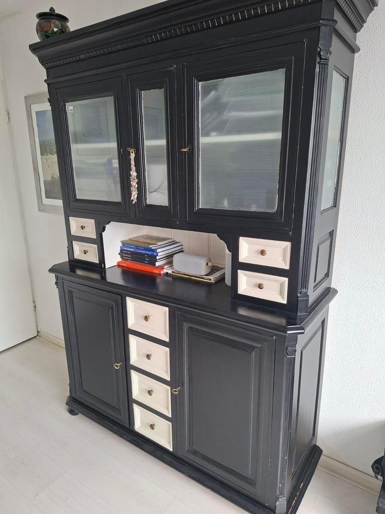 Buffetkast, zwart / crème laatjes, Gebruikt, 100 tot 150 cm, Ophalen of Verzenden, 150 tot 200 cm