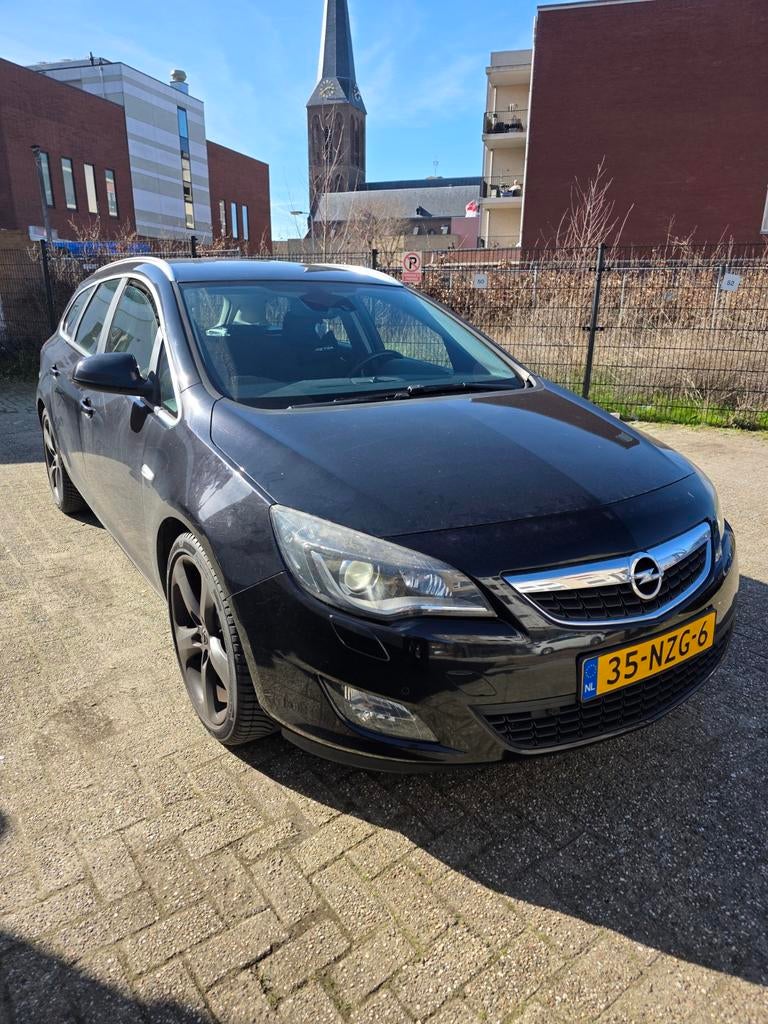 Opel Astra 1.6 Turbo 132KW Sports Tourer 2010 Zwart, Voorwielaandrijving, Euro 5, 730 kg, Zwart
