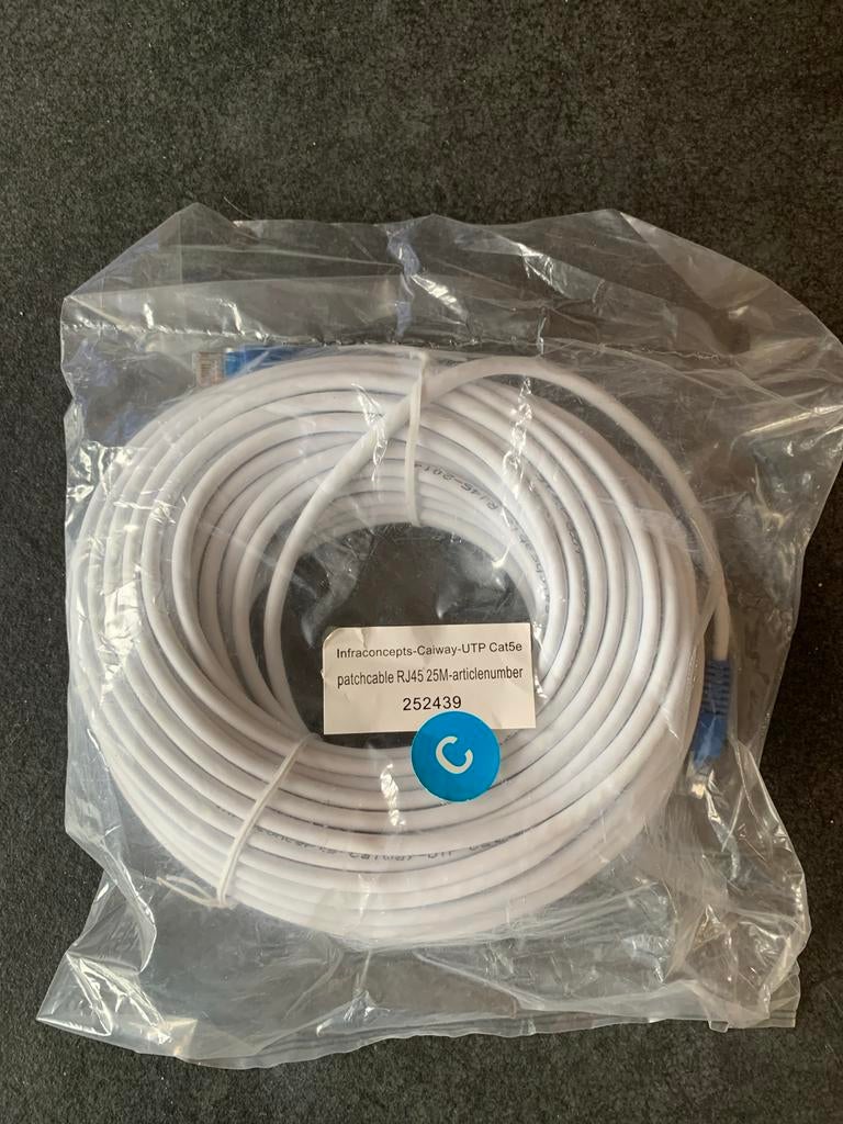 UTP kabel Cat 5e 25 meter, Ophalen, Nieuw