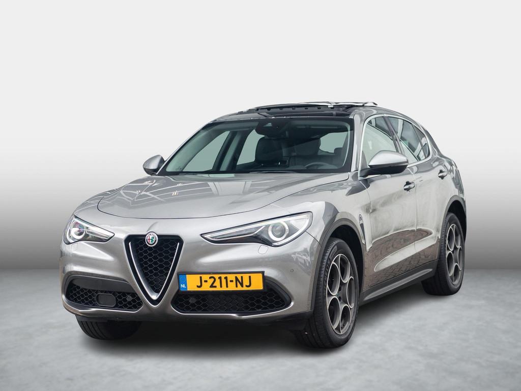Alfa Romeo Stelvio 2.0 Turbo Aut. AWD 200pk Super | Schuif/K, Automaat, 4 cilinders, Bedrijf, 93 €/maand