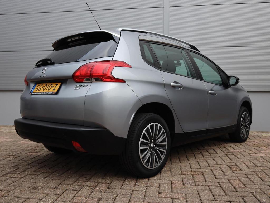 Peugeot 2008 1.2 PureTech Active Automaat (Vol-Opties!), 450 kg, 1199 cc, 82 pk, 770 kg