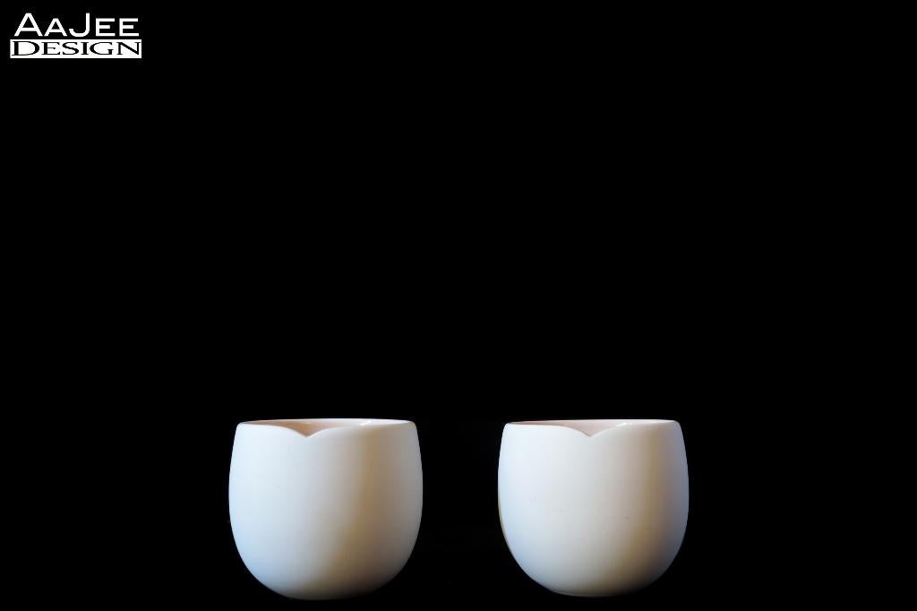 2 Nespresso – India Mahdavi  kopjes – Origin collection 2018, Ophalen of Verzenden, Zo goed als nieuw, Effen, Kop(pen) en/of Schotel(s)