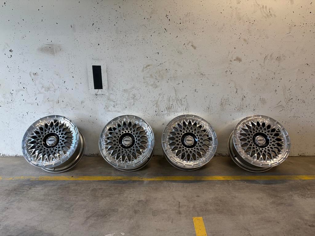 Rotiform LHR-M 19 inch, Ophalen