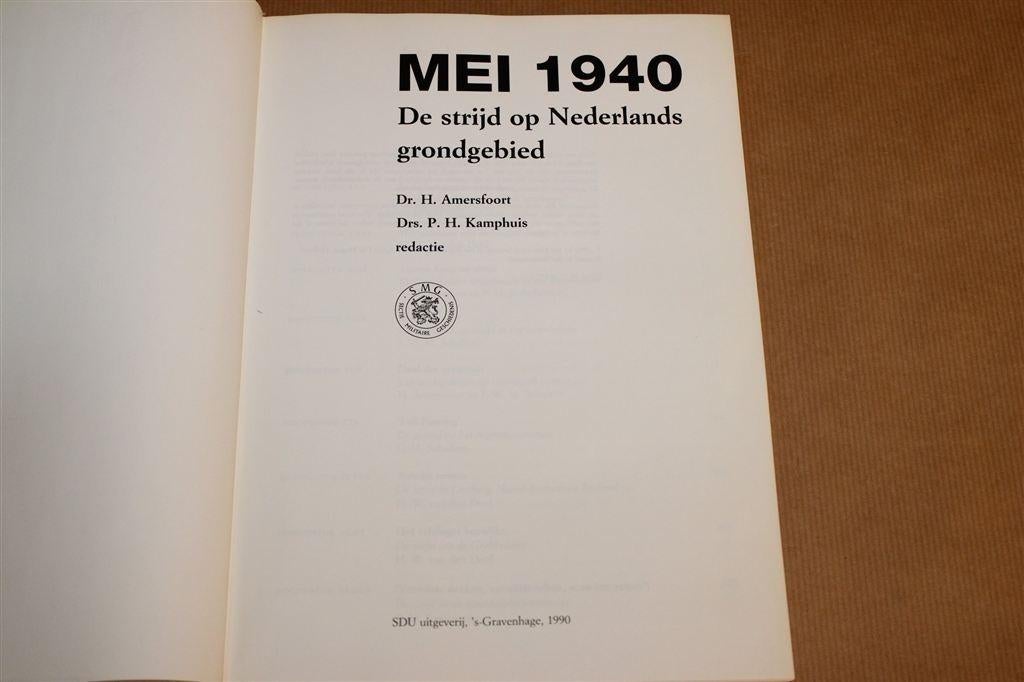 Mei 1940 — Duitse Invasie & Strijd in Nederland, Boeken, Ophalen of Verzenden, Tweede Wereldoorlog, Gelezen, Overige onderwerpen