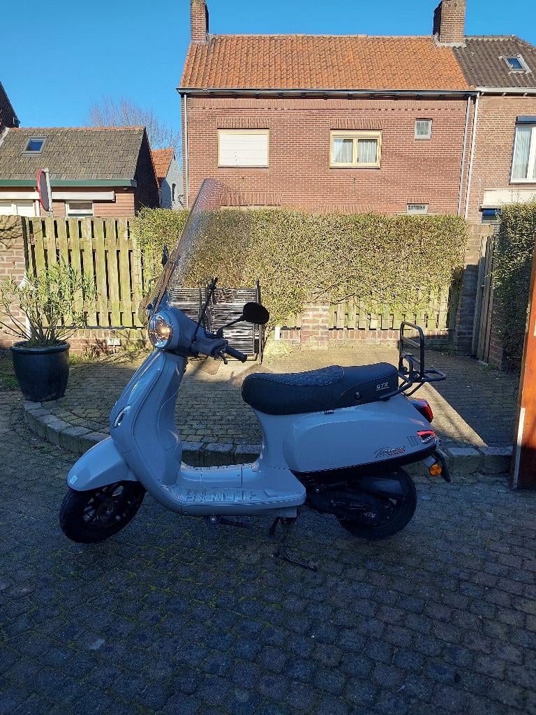 Toccane gts, Fietsen en Brommers, Snorfietsen en Snorscooters, Gebruikt, Benzine, Ophalen, Overige merken
