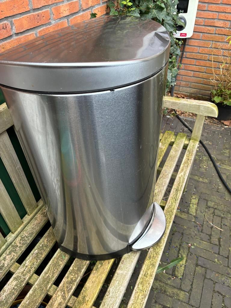 Simplehuman afvalbak 60 liter, Huis en Inrichting, Woonaccessoires | Prullenbakken, Ophalen, Gebruikt, Met pedaal, 40 liter of meer