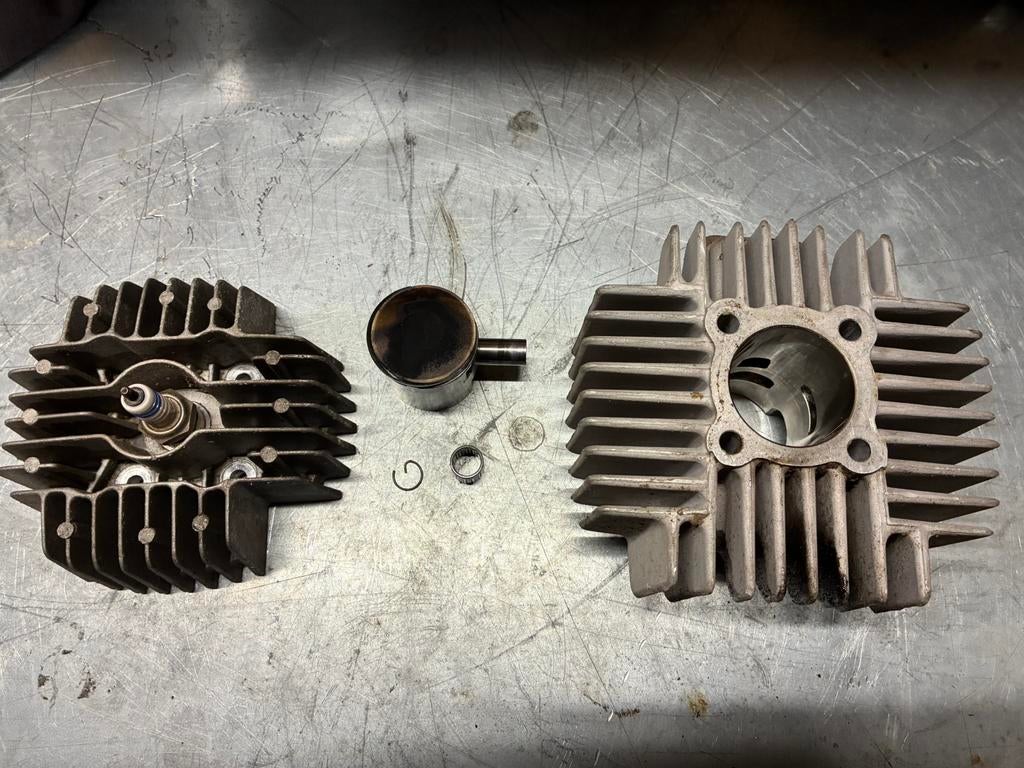 Airsal 70cc tomos a35, Ophalen of Verzenden, Gebruikt, Cilinder