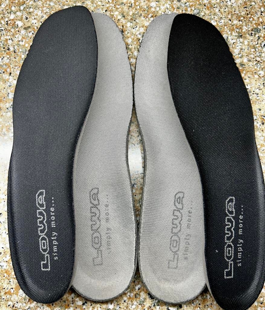 Lowa zooltjes NIEUW (2 paar), Ophalen of Verzenden, Nieuw, Zwart, Wandelschoenen of Bergschoenen