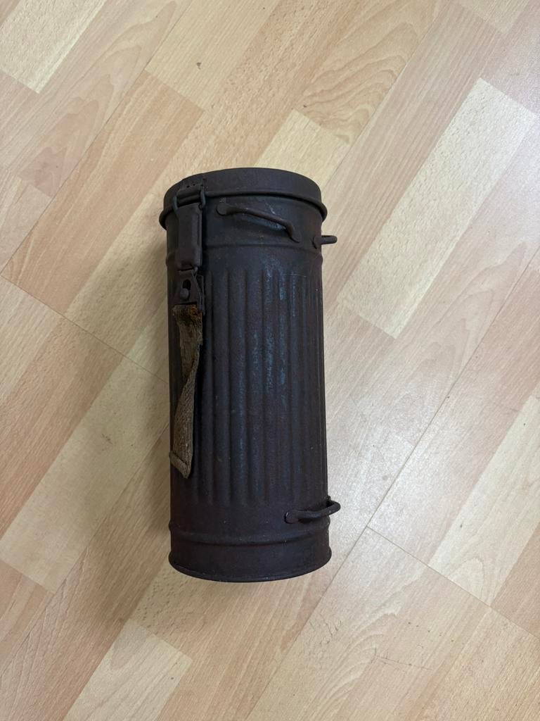 Ww2 duitse gasmasker bus, Verzamelen, Militaria | Tweede Wereldoorlog, Ophalen of Verzenden, Landmacht, Duitsland, Overige typen