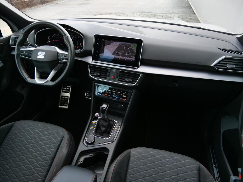SEAT Tarraco 1.4 TSI e-Hybrid PHEV FR Business Intense Navi, Stof, Euro 6, 4 cilinders, 150 pk
