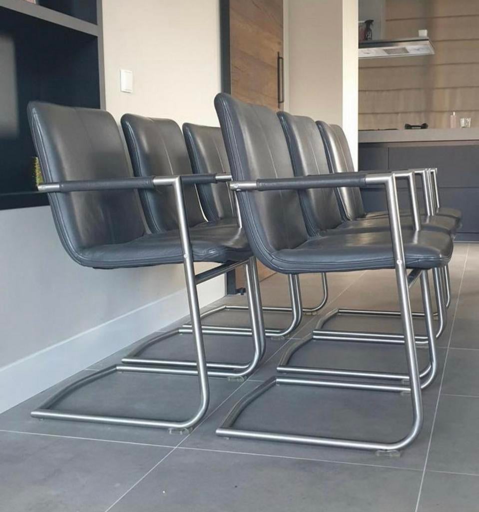 4/6 grijs lederen Henders en Hazel design eetkamerstoelen, Ophalen, Niet opgegeven, Zo goed als nieuw, Grijs
