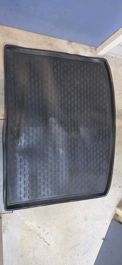 Rubberen auto matten volvo V40 2012-2020, Ophalen, Gebruikt