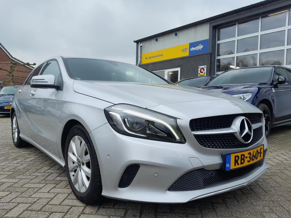 Mercedes-Benz A-klasse 180 Business Solution - Navigatie - T, Auto's, Mercedes-Benz, Bedrijf, Te koop, A-Klasse, ABS, Achteruitrijcamera