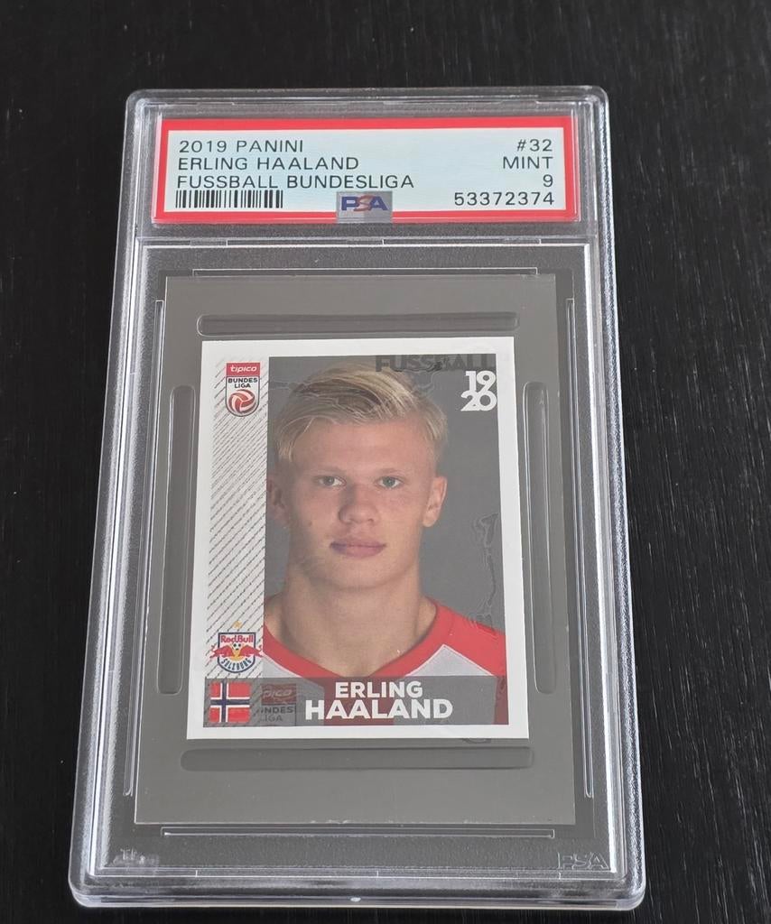 Haaland Rookie kaart PSA 9, Verzamelen, Sportartikelen en Voetbal, Verzenden, Zo goed als nieuw, Buitenlandse clubs, Spelerskaart