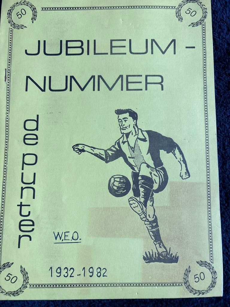 Jubileumnummer W.E.O. 1932-1982 - 50 jaar voetbal, Ophalen of Verzenden