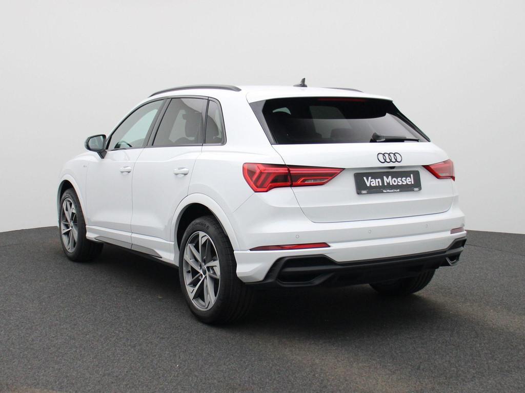 Audi Q3 35 TFSI S edition Competition | Automaat | S-line |, 12 maanden, 15 km/l, 4 cilinders, Wit