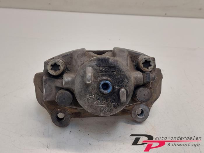 Remklauw (Tang) rechts-voor van een Opel Vectra, Gebruikt, -, -, Opel