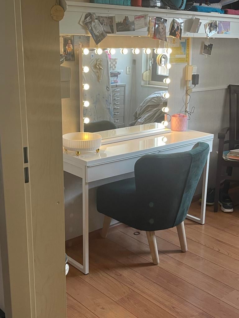 IKEA BESTA BURS Kaptafel/Bureau met lade - glans wit, Ophalen, Overige materialen, 100 tot 150 cm, Zo goed als nieuw