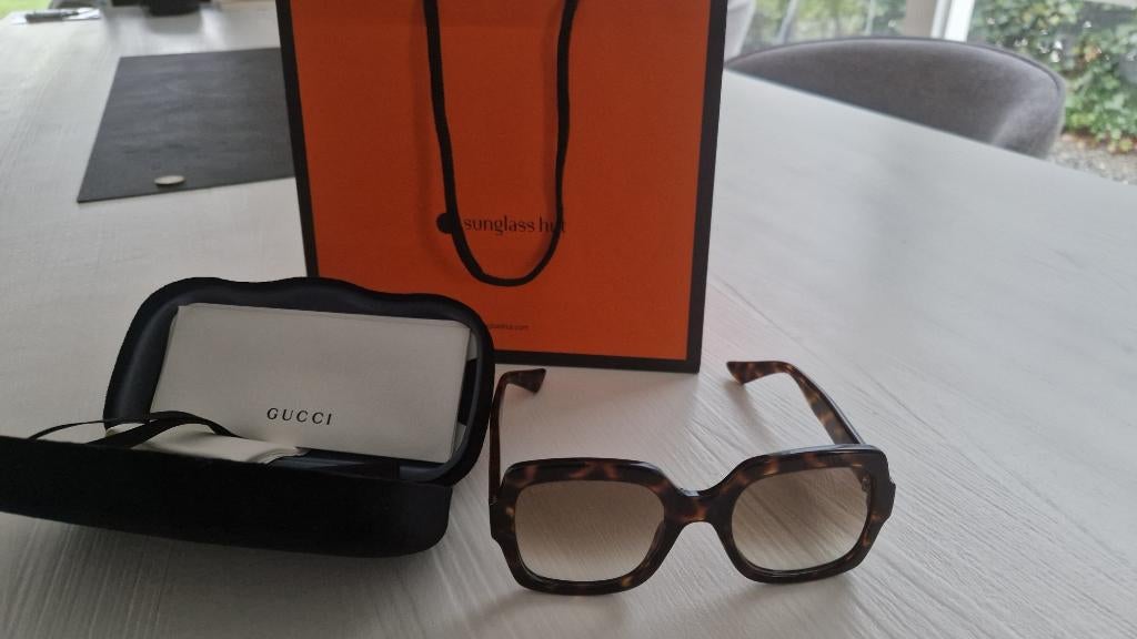 Gucci zonnebril classic bruin NIEUW, Sieraden, Tassen en Uiterlijk, Zonnebrillen en Brillen | Dames, Overige merken, Zonnebril