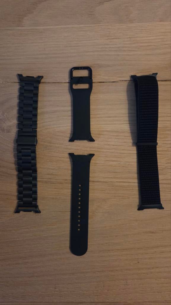 Te koop: 3 NIEUWE smartwatch banden voor Galaxy 8 LTE 40 mm., Ophalen of Verzenden, Nieuw, Bandje, Samsung Galaxy watch 8 LTE 40 mm.