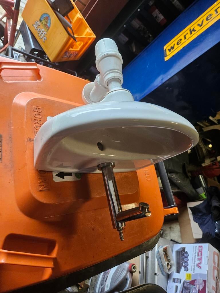 Wasbak met kraan, Ophalen of Verzenden