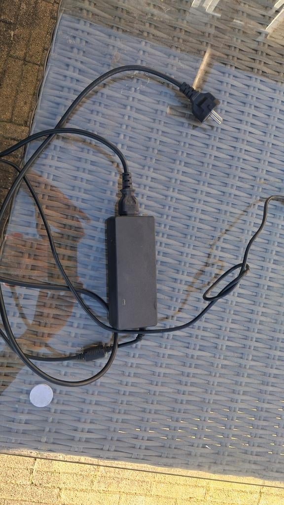 Oplader voor Koga elektrische fiets, Ophalen, Zo goed als nieuw