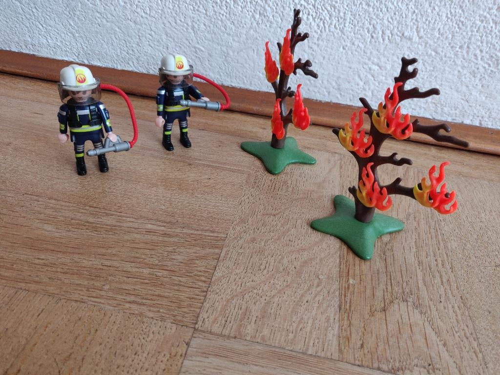 Playmobil brandweersets (2x9093 + 9467 + 9468 + wegblokkade), Ophalen, Gebruikt, Complete set