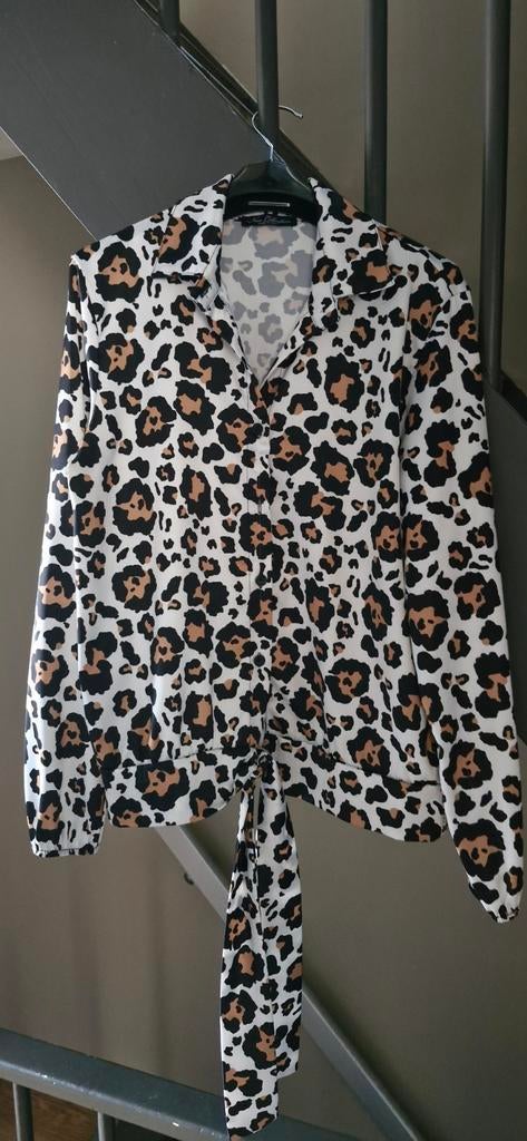 Leuke blouse met panterprint - Maat M, Ophalen of Verzenden