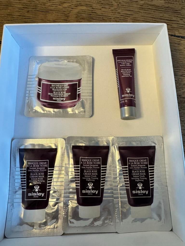 Sisley Black Rose Cream Mask set, Sieraden, Tassen en Uiterlijk, Uiterlijk | Gezichtsverzorging, Ophalen of Verzenden, Nieuw, Gehele gezicht
