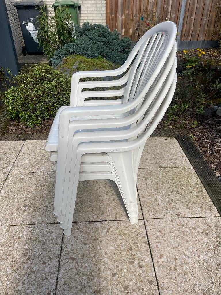 4 Hartman stoelen met zitkussens en tafelkleed, Tuin en Terras, Ophalen, Gebruikt, Kunststof, Stapelbaar