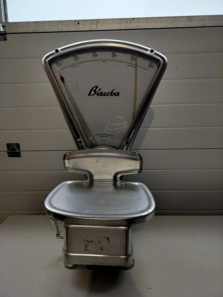 Birerba weegschaal, Ophalen