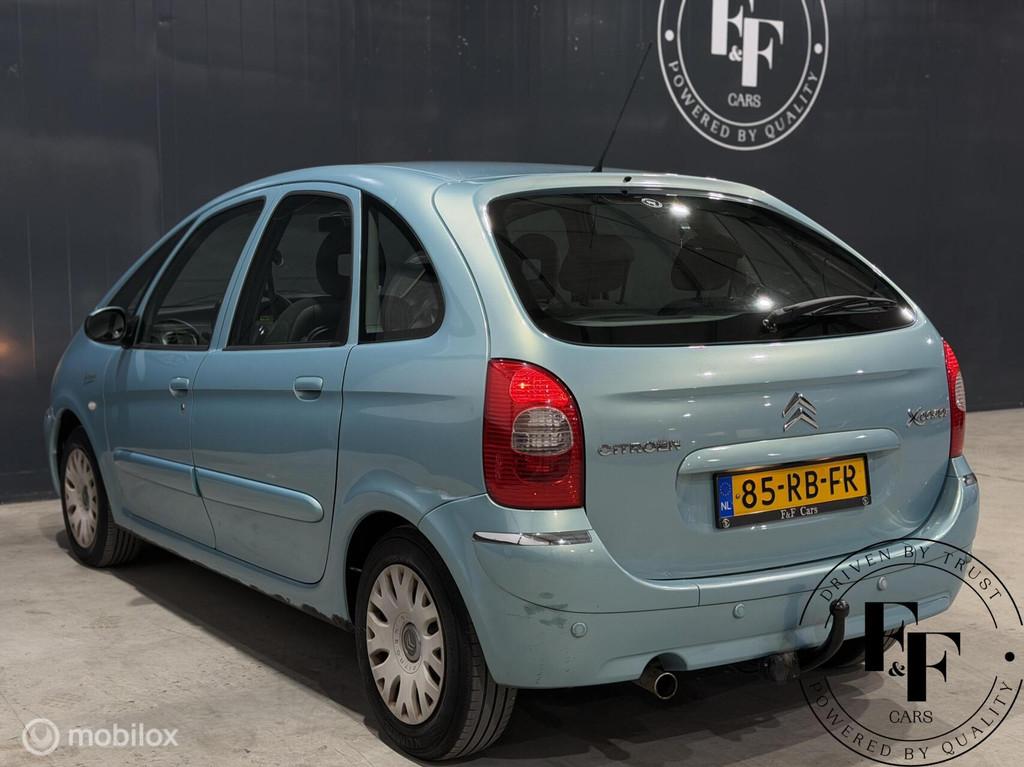 Citroen Xsara Picasso 2.0i-16V|Nieuw APK|Automaat|AIRCO|Trek, Auto's, Beige, 4 cilinders, 700 kg, Blauw