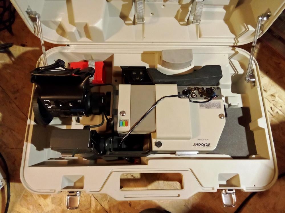 Professionele Sony DXC-1820P kleuren videocamera met koffer, Ophalen, Overige soorten, Camera