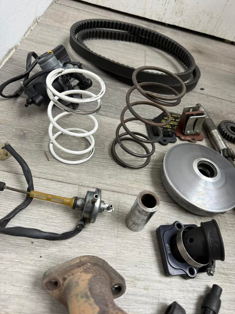 Gilrera runner 180 125 vespa piaggio onderdelen 68€, Ophalen of Verzenden