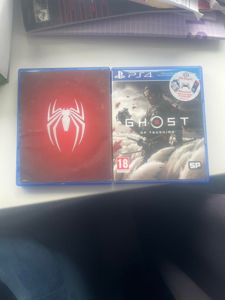 Ghost of Tsushima en Spider-Man PS4 game, Gebruikt, 1 speler, Vanaf 12 jaar, Ophalen