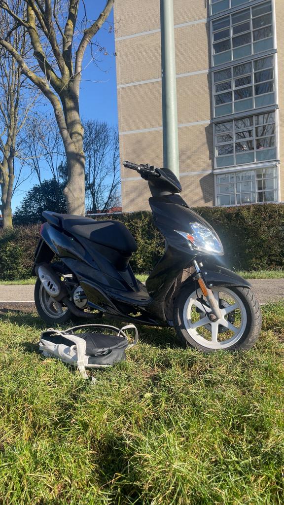 Yamaha jog rr, Ophalen, Gebruikt, Benzine