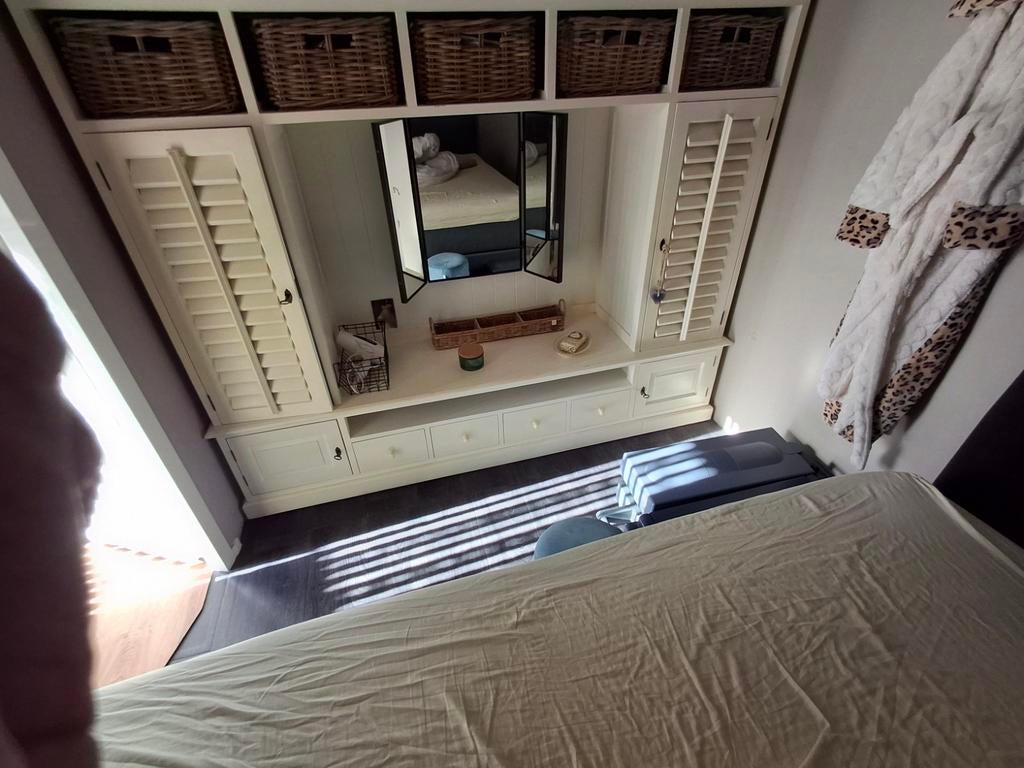 Mooie landelijke tv kast, Huis en Inrichting, Kasten | Televisiemeubels, Ophalen, 25 tot 50 cm, 100 tot 150 cm, Minder dan 100 cm