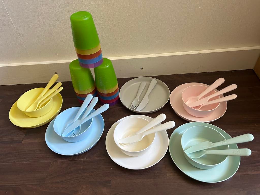 Ikea Kalas servies set: bekers, borden, kommen en bestek, Huis en Inrichting, Ophalen of Verzenden, Zo goed als nieuw, Overige typen