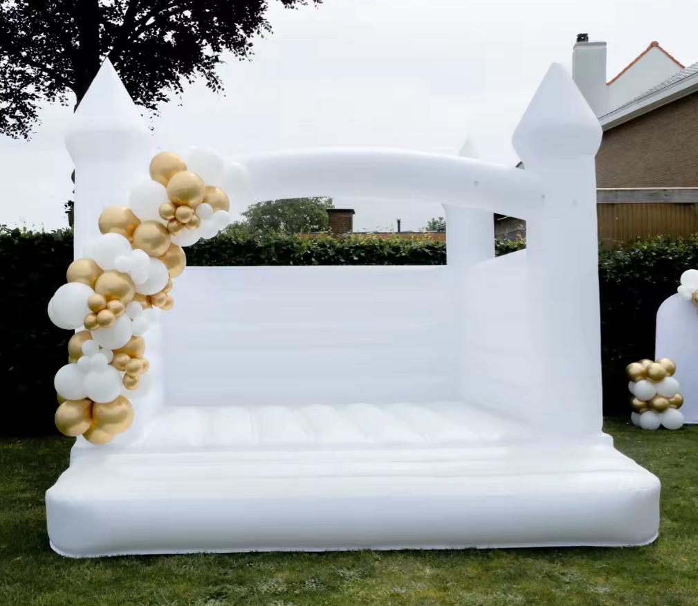Springkussen / Bouncy Castle Huren / For rent!, Hobby en Vrije tijd, Feestartikelen | Verhuur, Ophalen, Zo goed als nieuw, Overige