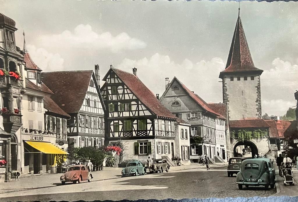 Ansichtkaart met oude auto’s 3 x VW Kever in Duitsland, Ophalen of Verzenden, 1940 tot 1960, Gelopen, Voertuig