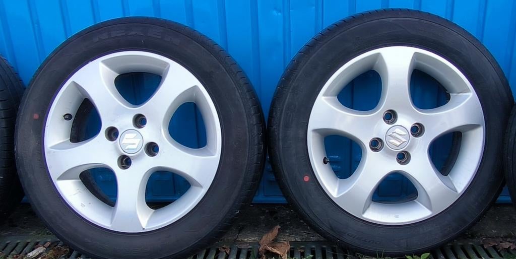 Suzuki Swift velgen met goede Nexen zomerbanden, Auto-onderdelen, Ophalen, Gebruikt, 15 inch, Banden en Velgen