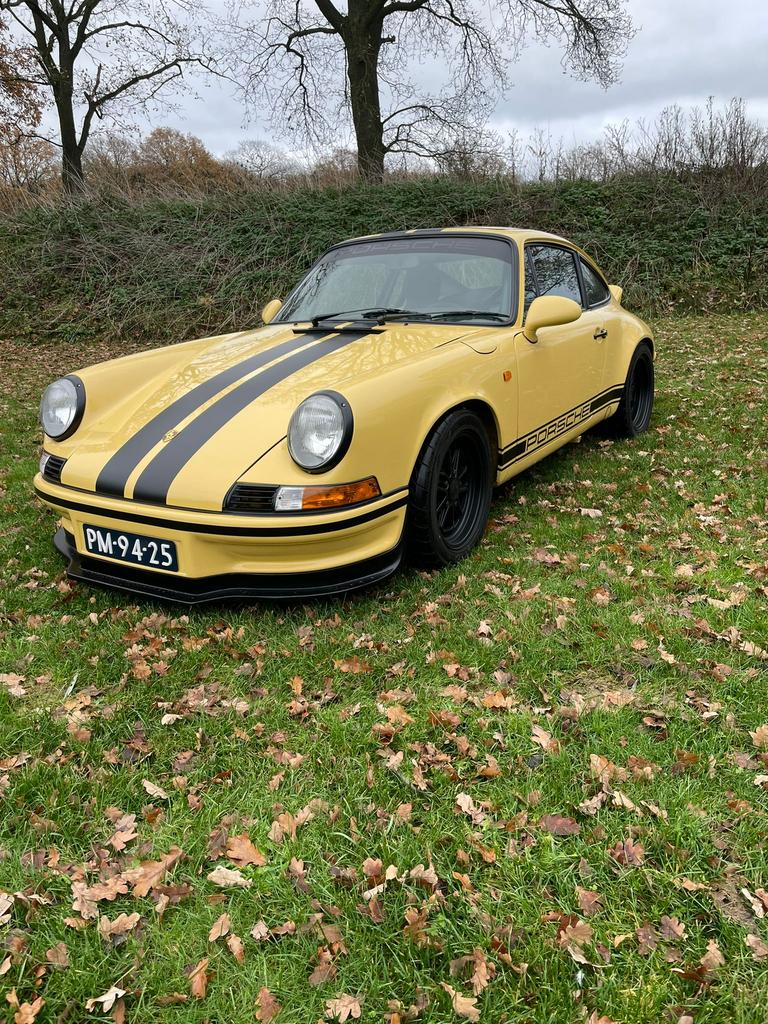 Porsche 911 RS look 3,6 l 280 pk. Uniek nieuwstaat, Zwart, Lederen bekleding, Geel, Bedrijf