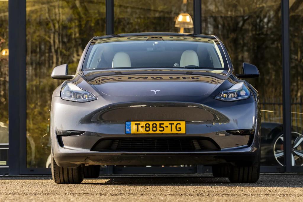 Tesla Model Y RWD 58 kWh 1e Eig. € 27.500,00, Auto's, Tesla, Automaat, Gebruikt, Origineel Nederlands, 1600 kg