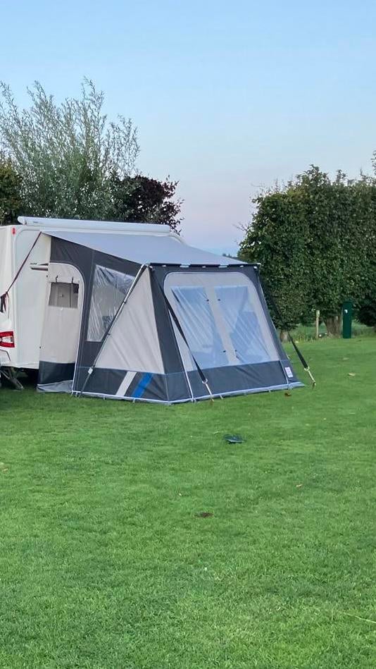 Dorema all season tent 3,00 breed x 2,40   alle seizoenen, Caravans en Kamperen, Voortenten en Luifels, Ophalen of Verzenden, Zo goed als nieuw