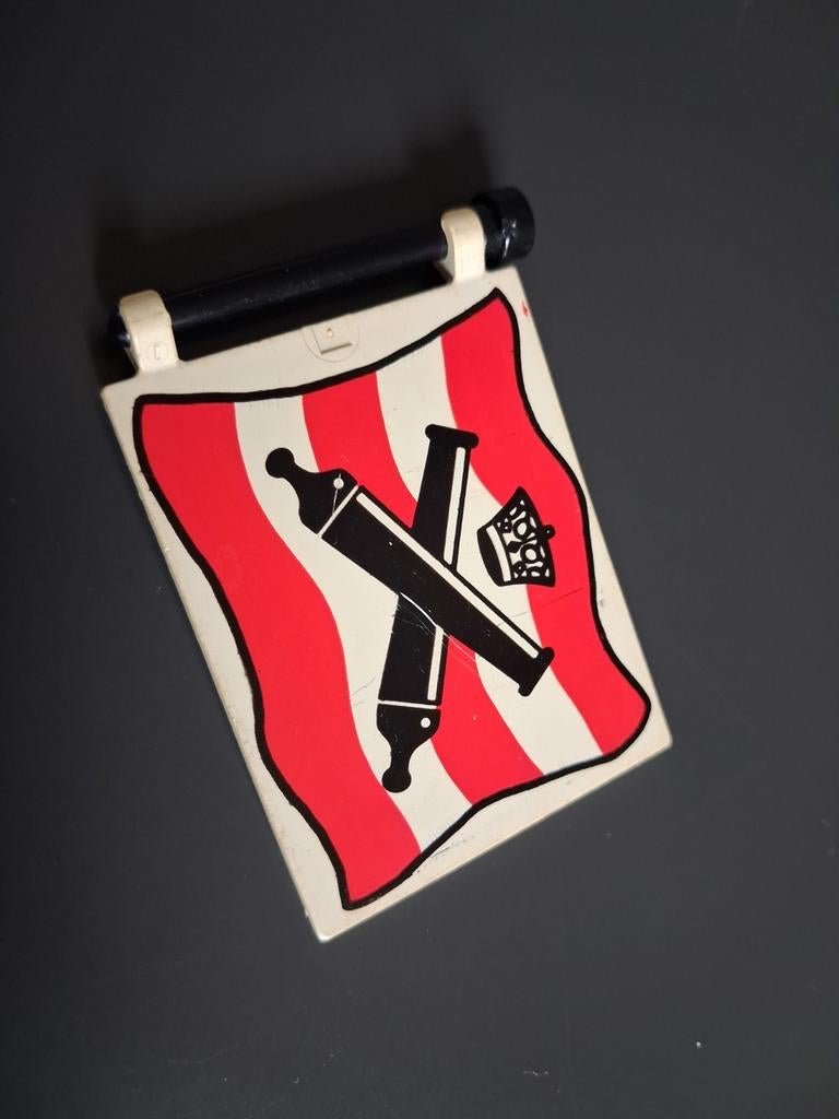 LEGO Part-2525px1 Flag 6 x 4 Crossed Cannons over Red Stripe, Ophalen of Verzenden