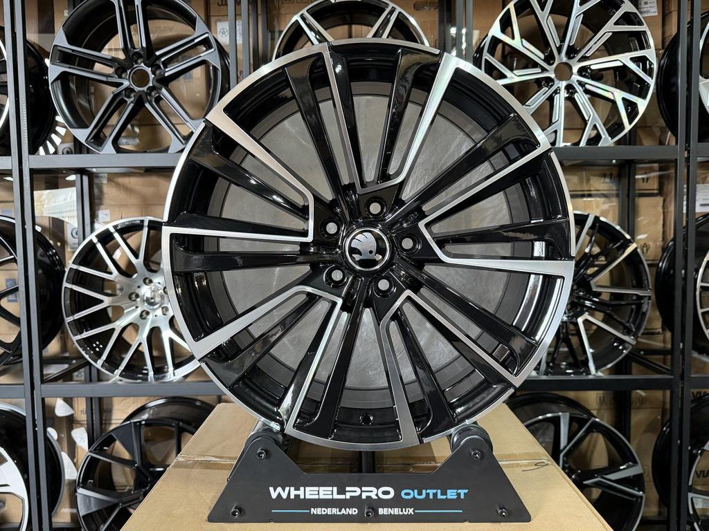 19" SKODA RS Look Sportvelgen SKODA OCTAVIA KODIAQ KAROQ VW, Auto-onderdelen, Ophalen of Verzenden, Nieuw, 19 inch, Velg(en)