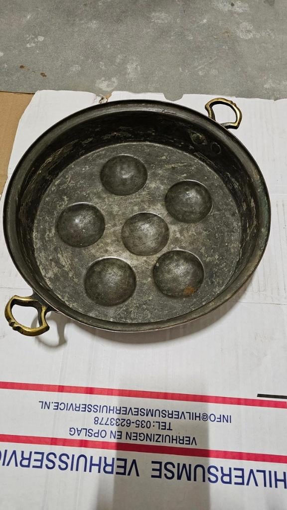 Antieke koperen poffertjes pannen en bakvormen, Antiek en Kunst, Antiek | Keukenbenodigdheden, Ophalen
